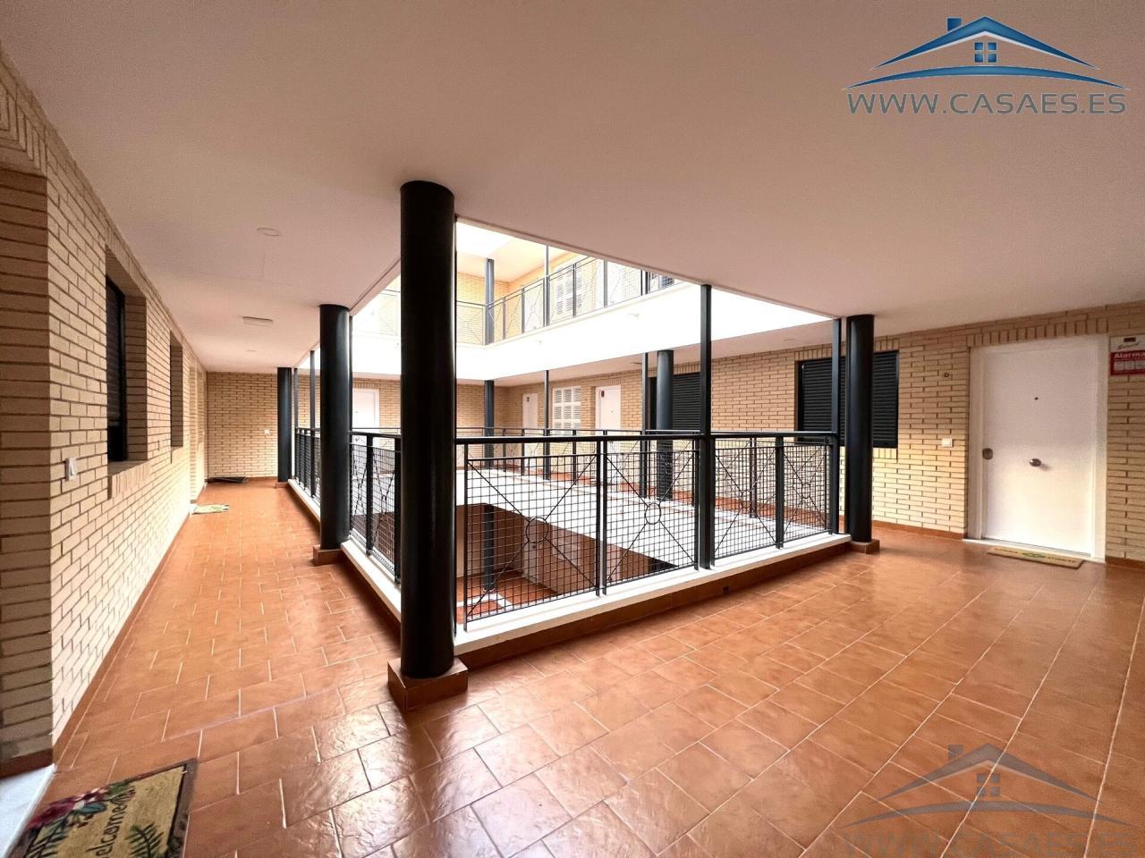 For rent of flat in Roquetas de Mar