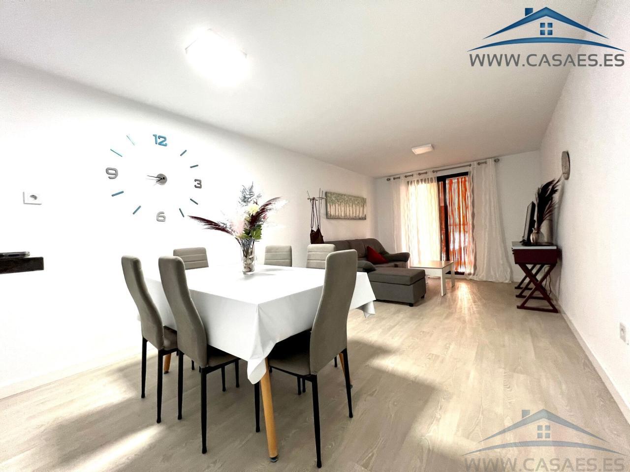 For rent of flat in Roquetas de Mar