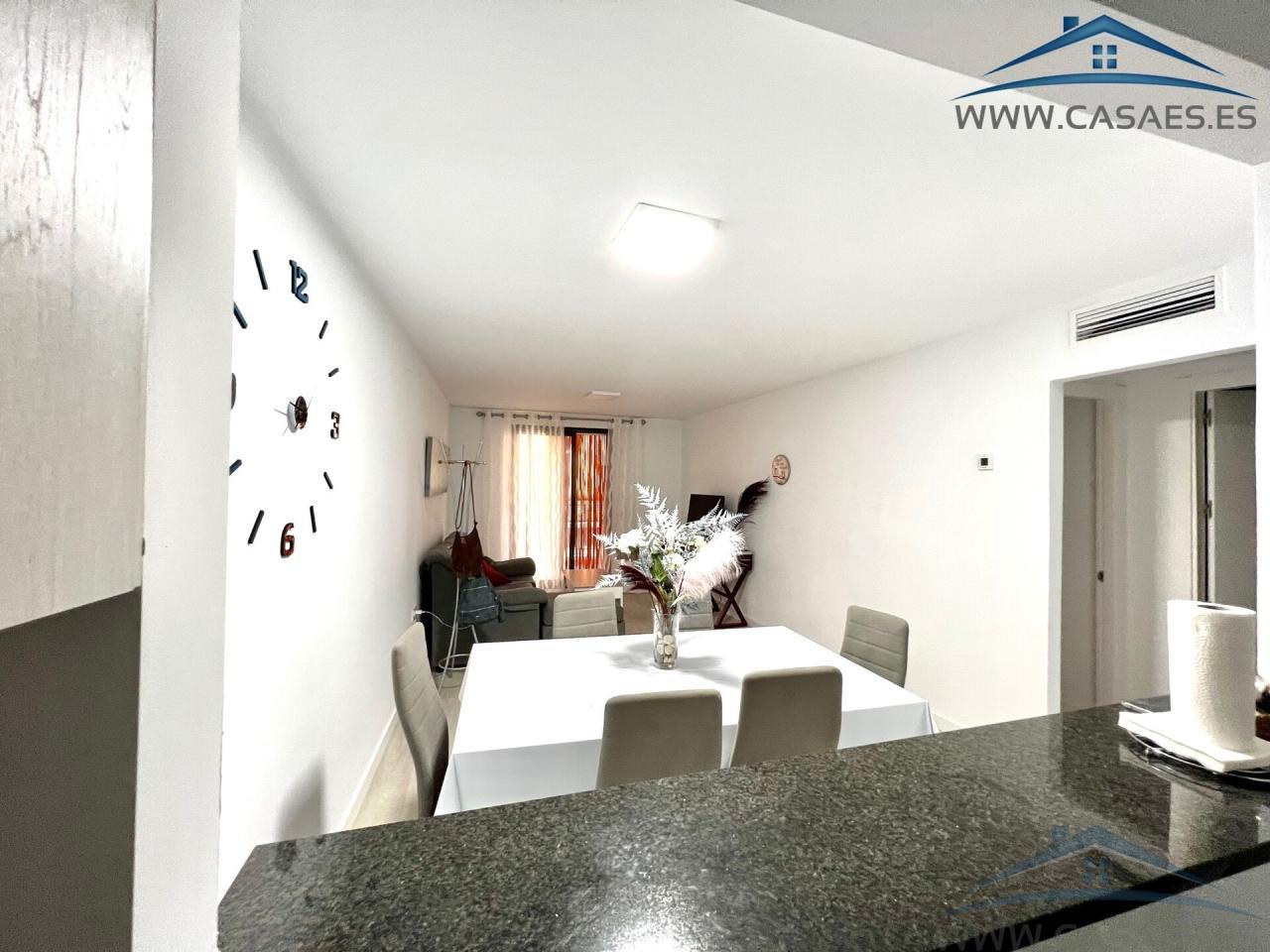 For rent of flat in Roquetas de Mar