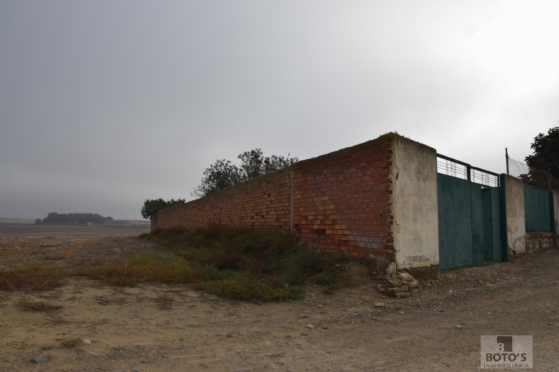 Venta de terreno en Almudévar