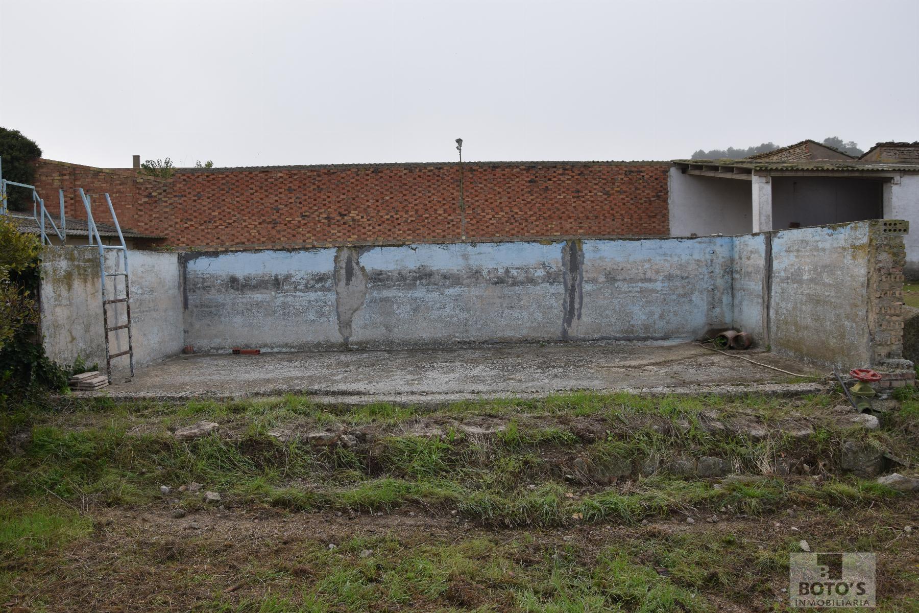 Venta de terreno en Almudévar