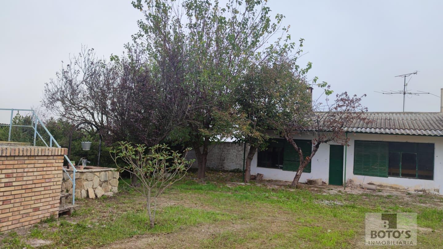 Venta de terreno en Almudévar