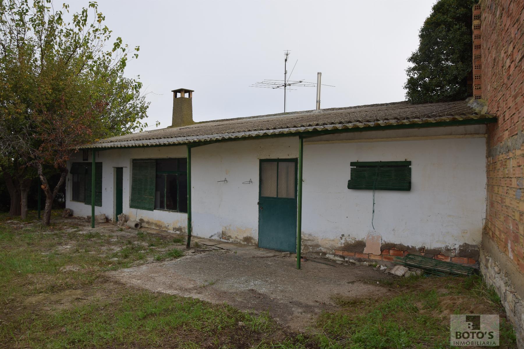 Venta de terreno en Almudévar