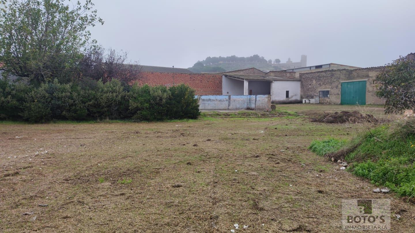 Venta de terreno en Almudévar