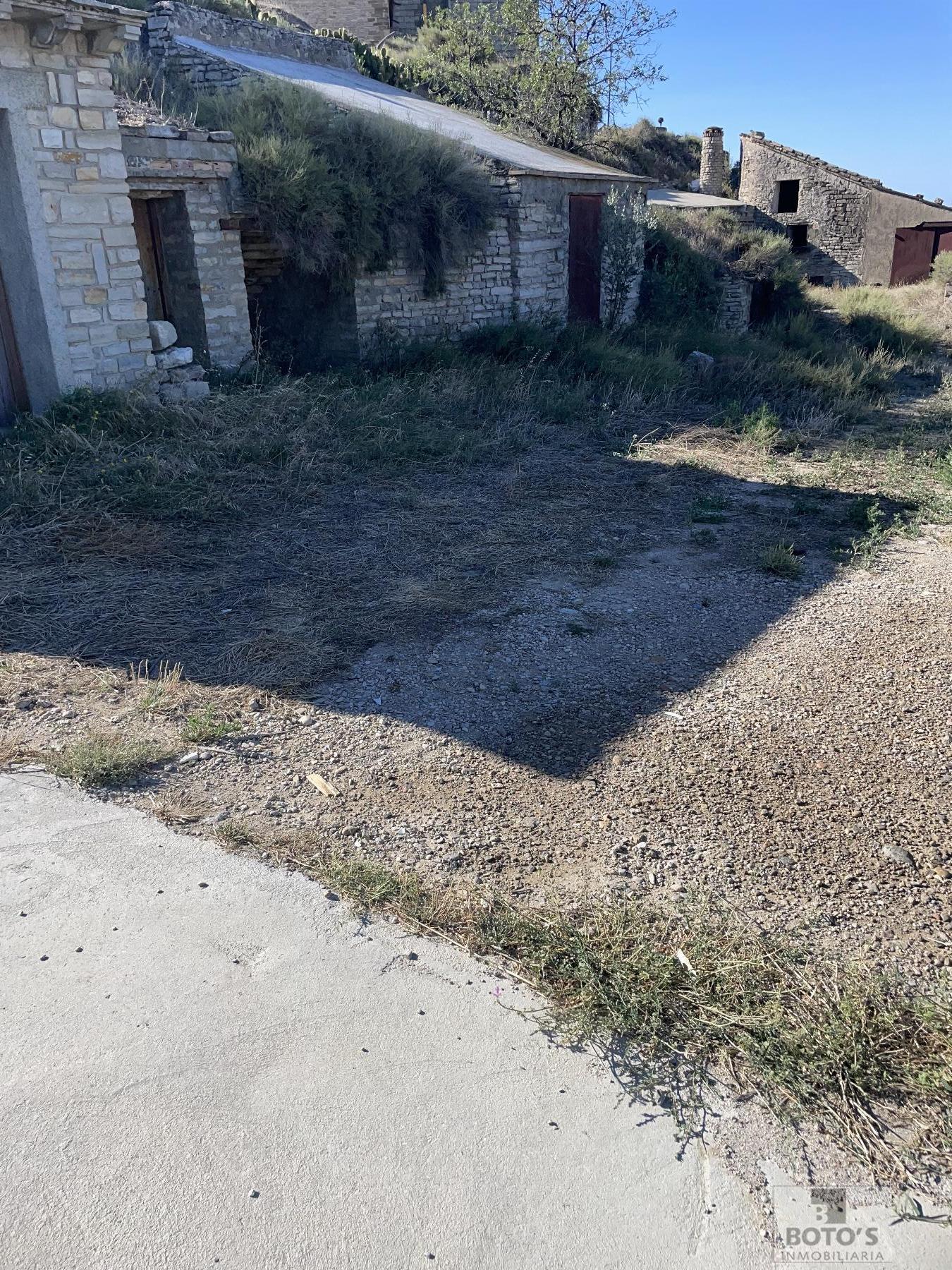 For sale of cellar in Almudévar