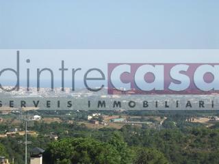 For sale of land in Tordera