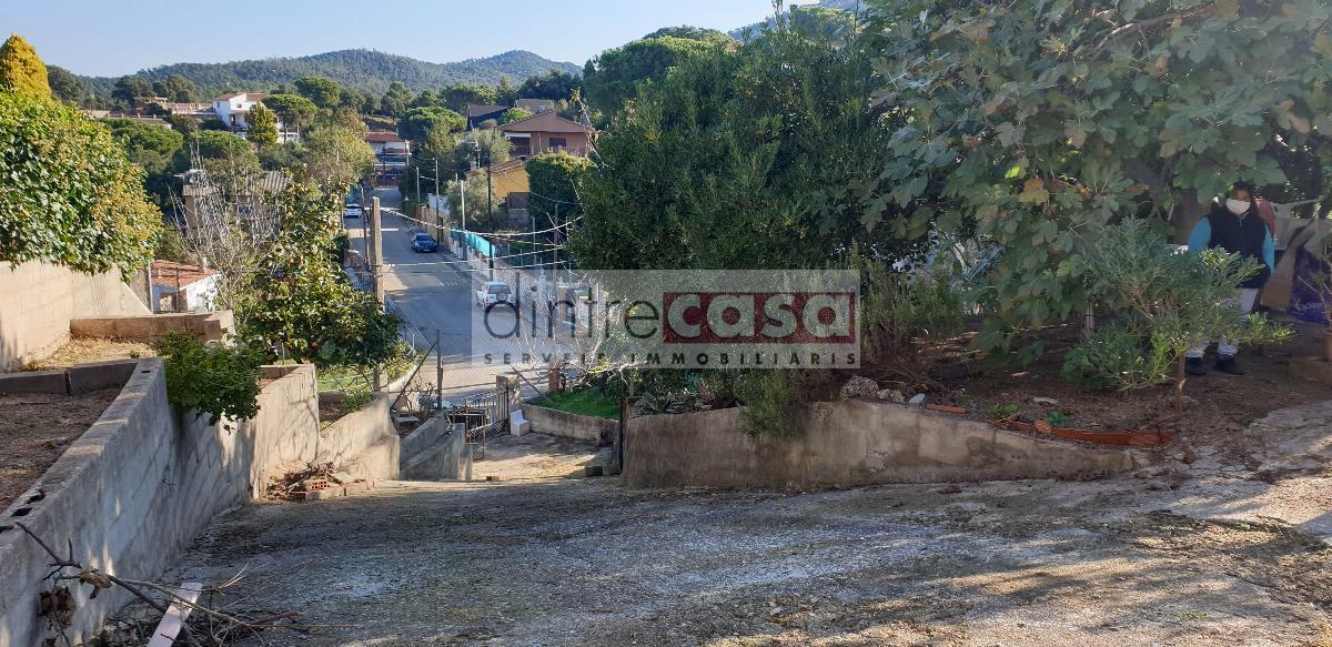 For sale of land in Tordera