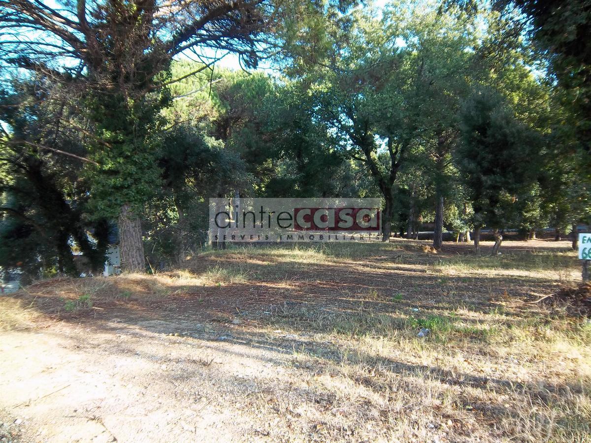 For sale of land in Tordera