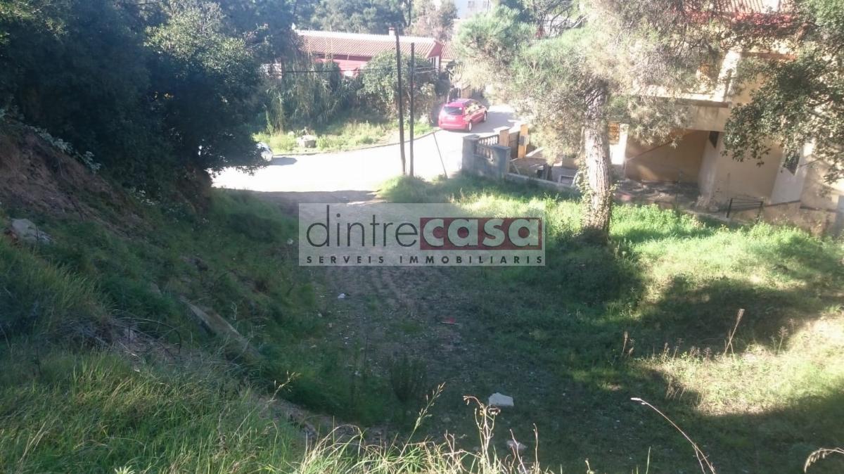For sale of land in Tordera