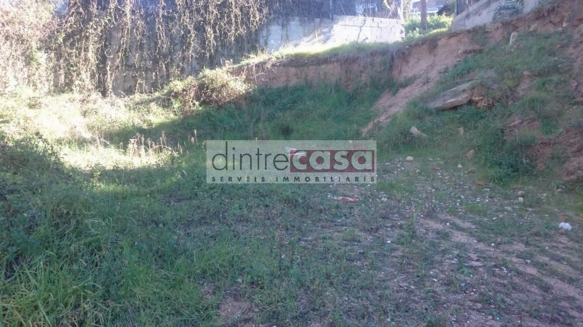 For sale of land in Tordera