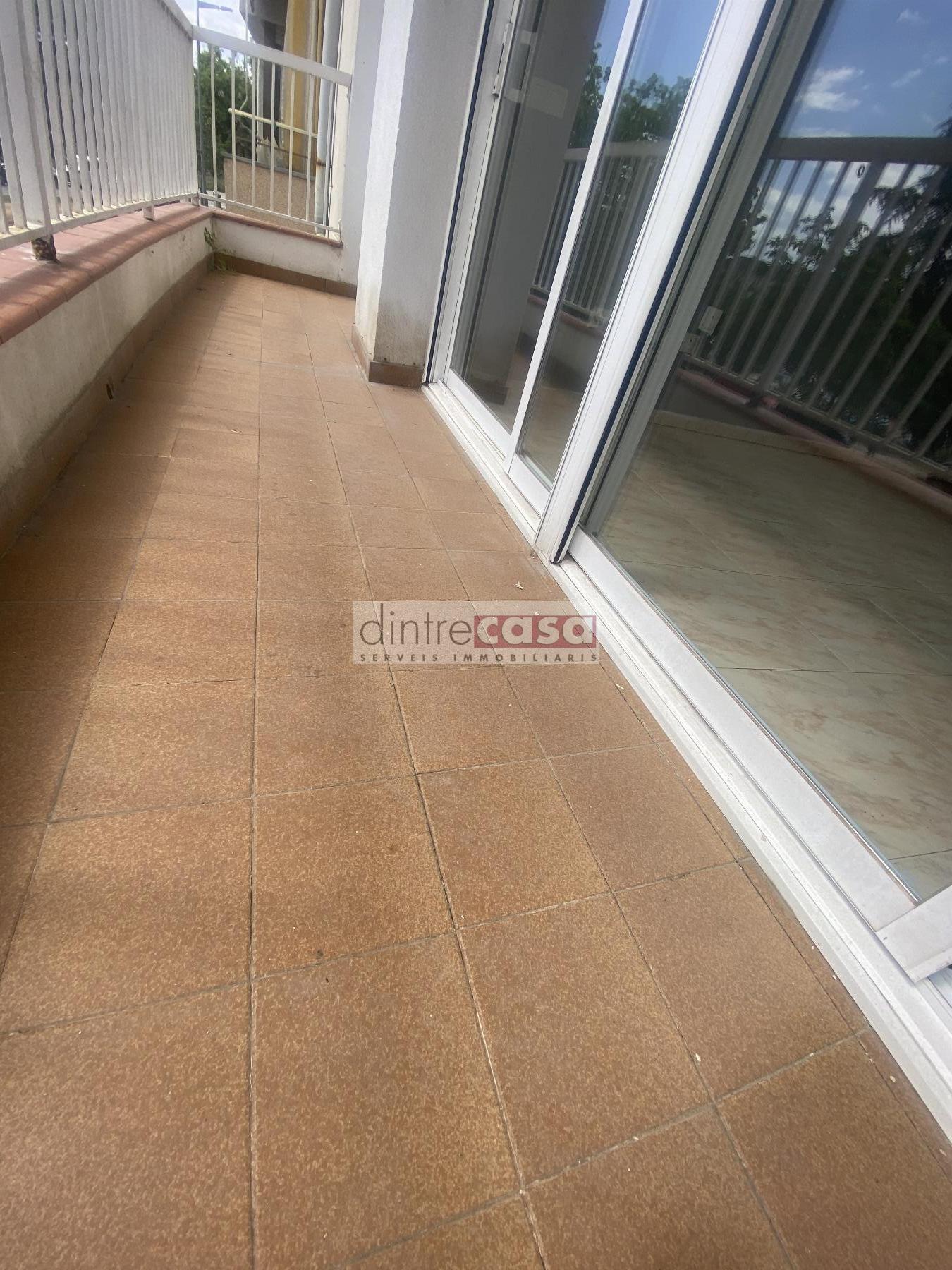 For sale of flat in Tordera