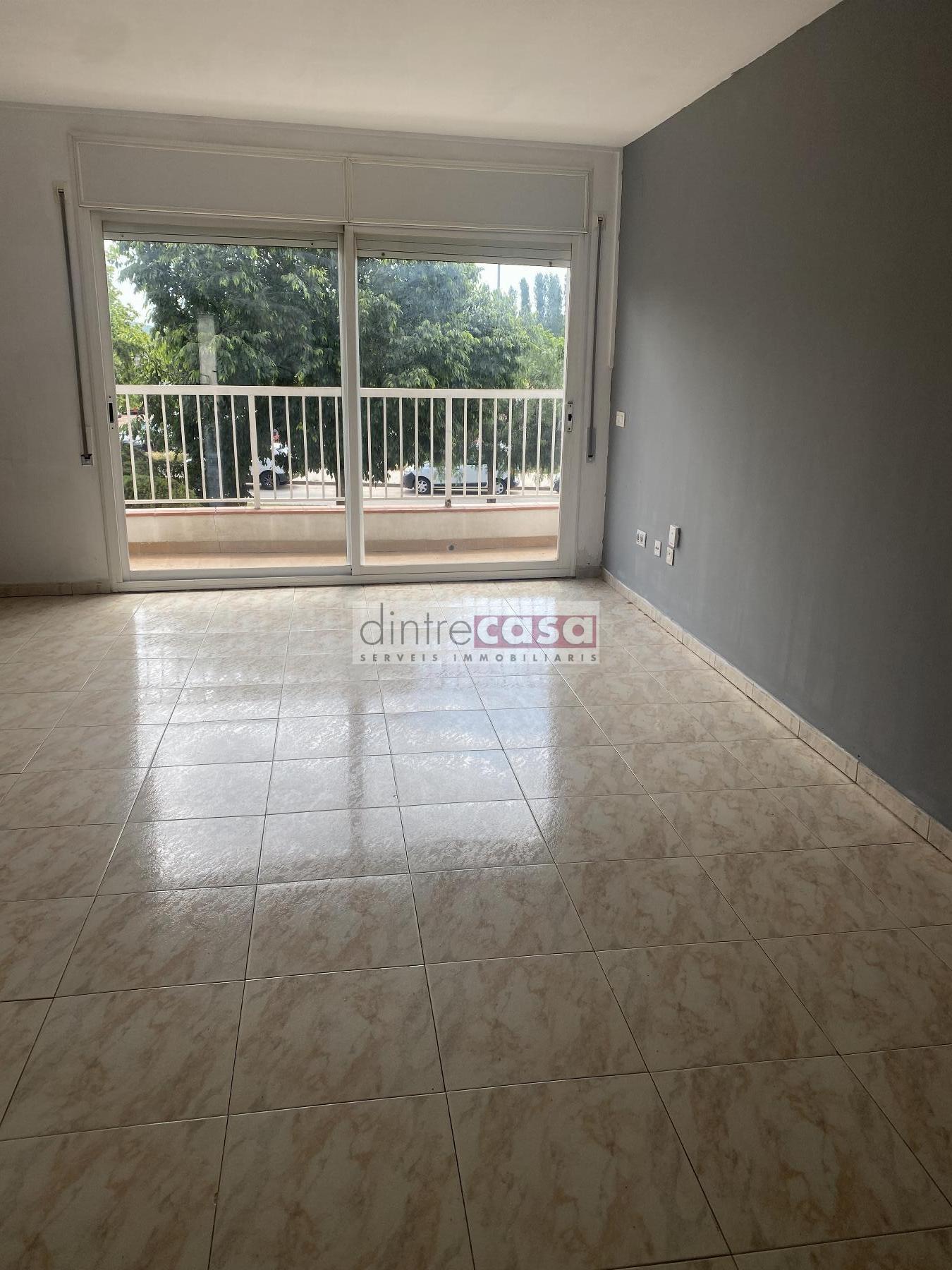 For sale of flat in Tordera