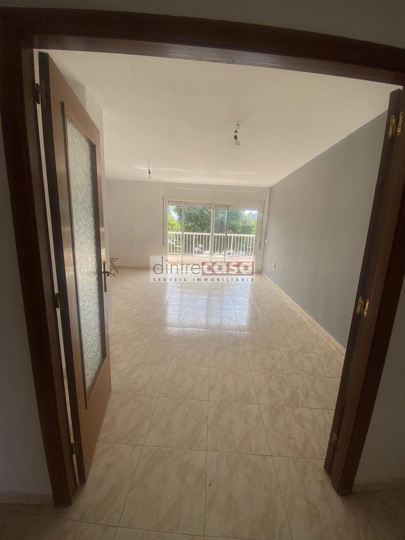 For sale of flat in Tordera