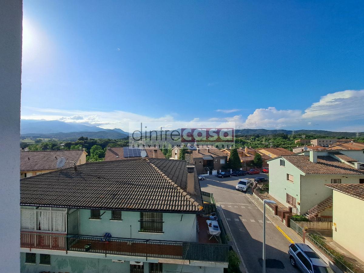 For sale of flat in Hostalric
