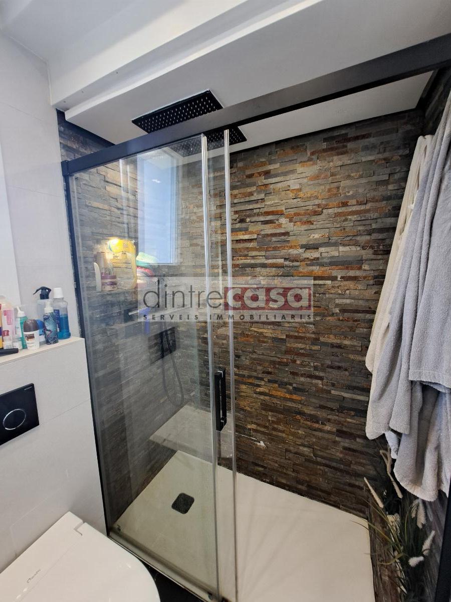 For sale of flat in Hostalric