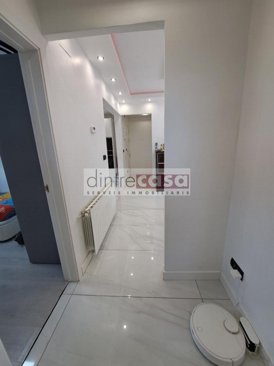For sale of flat in Hostalric