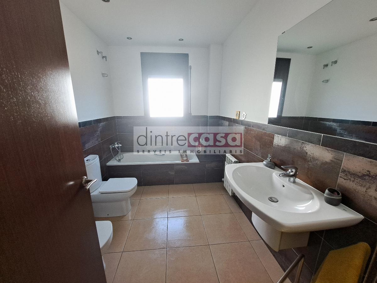 For sale of house in Sant Cebrià de Vallalta