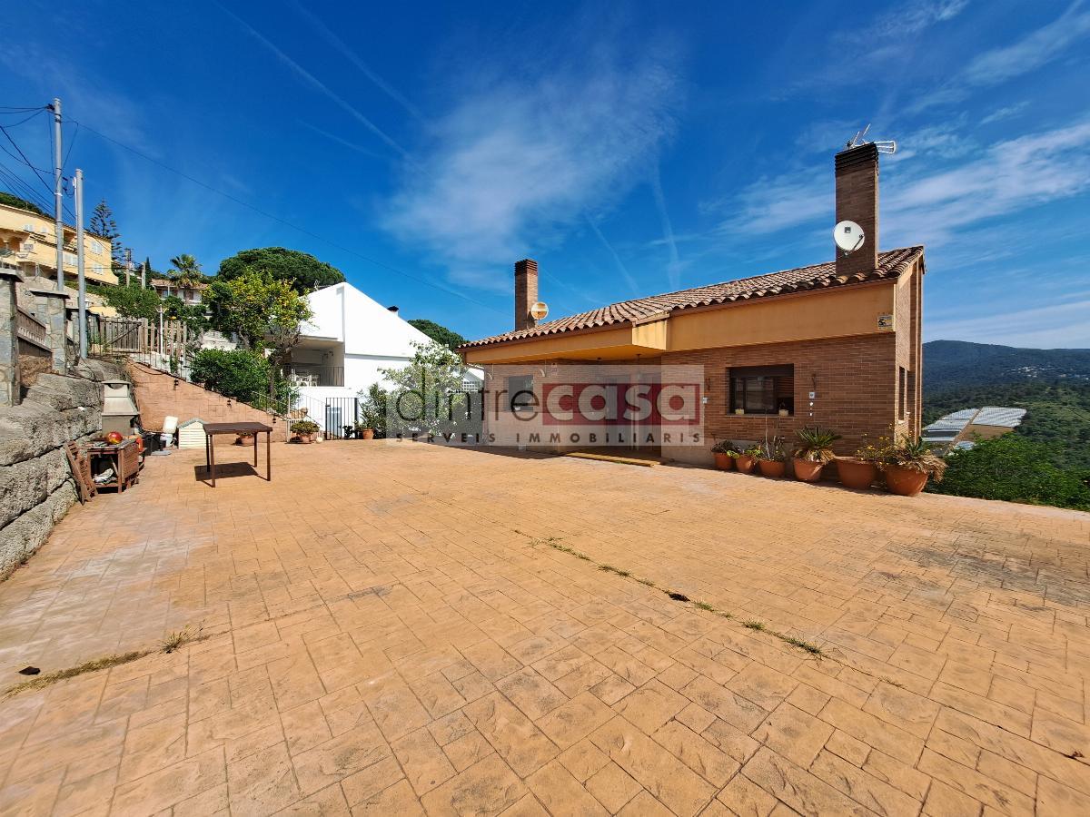 For sale of house in Sant Cebrià de Vallalta