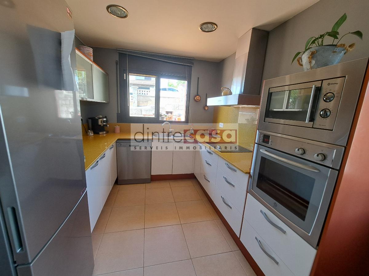 For sale of house in Sant Cebrià de Vallalta