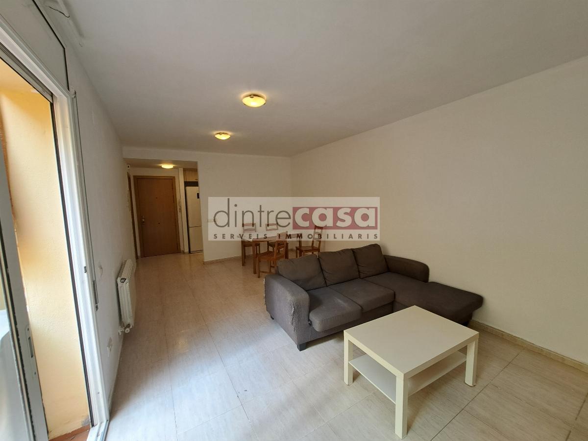 For sale of ground floor in Tordera