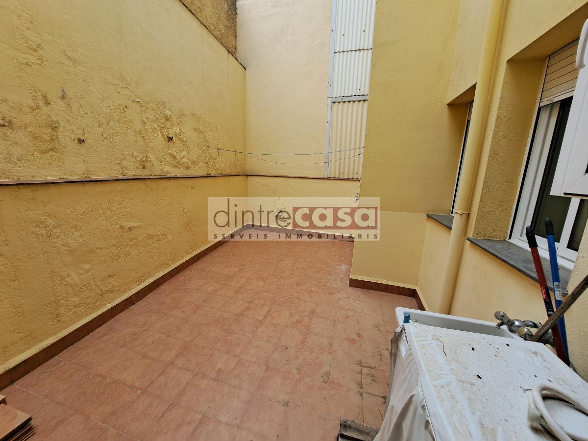 For sale of ground floor in Tordera