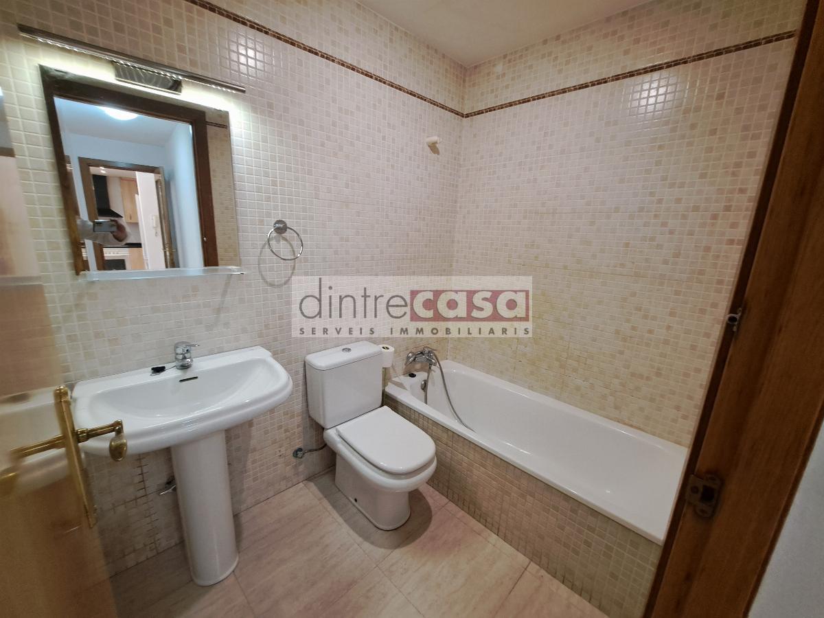 For sale of ground floor in Tordera