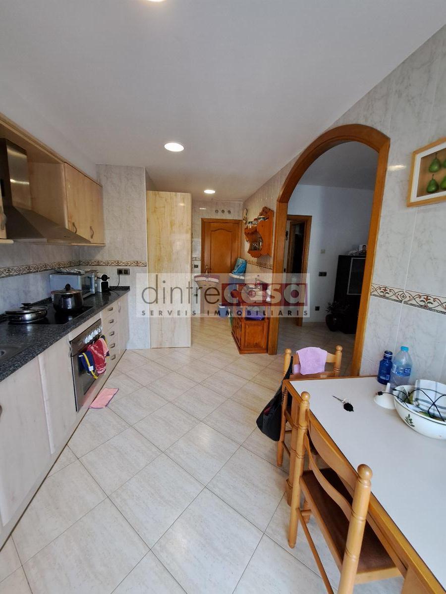 For sale of ground floor in Tordera