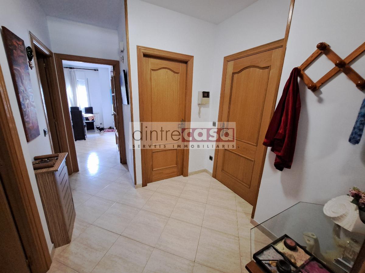 For sale of ground floor in Tordera