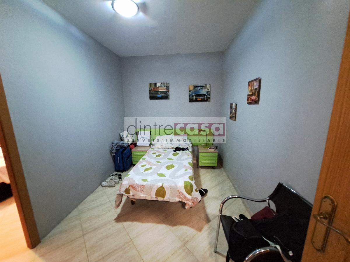 For sale of ground floor in Tordera