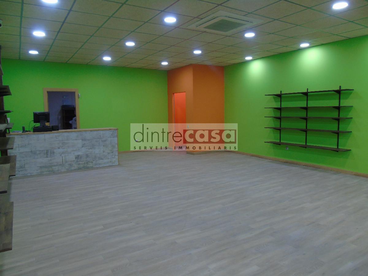 For sale of commercial in Tordera