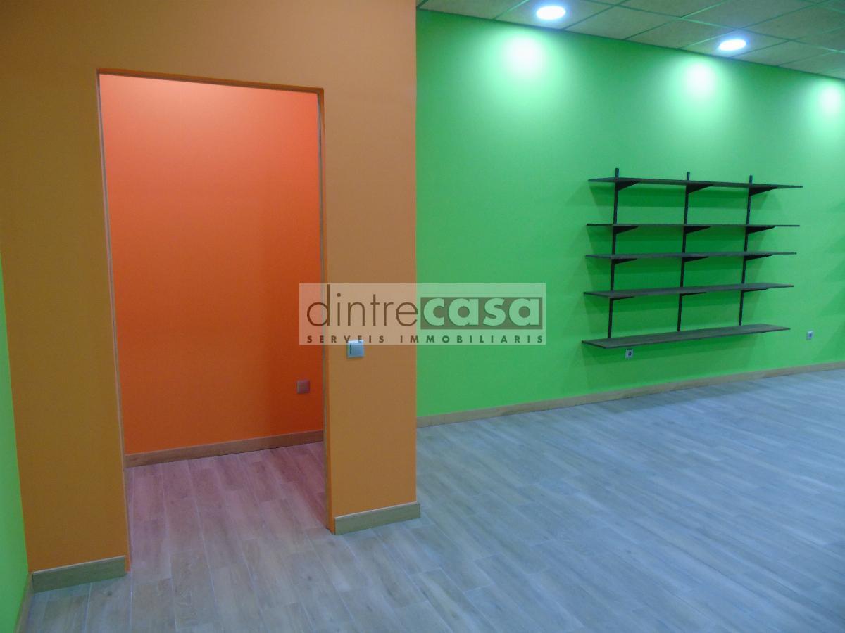 For sale of commercial in Tordera