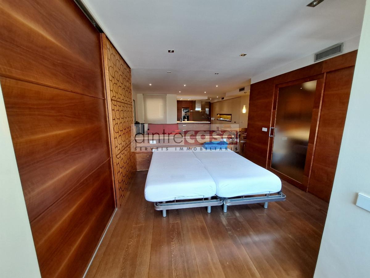 For sale of study in Barcelona
