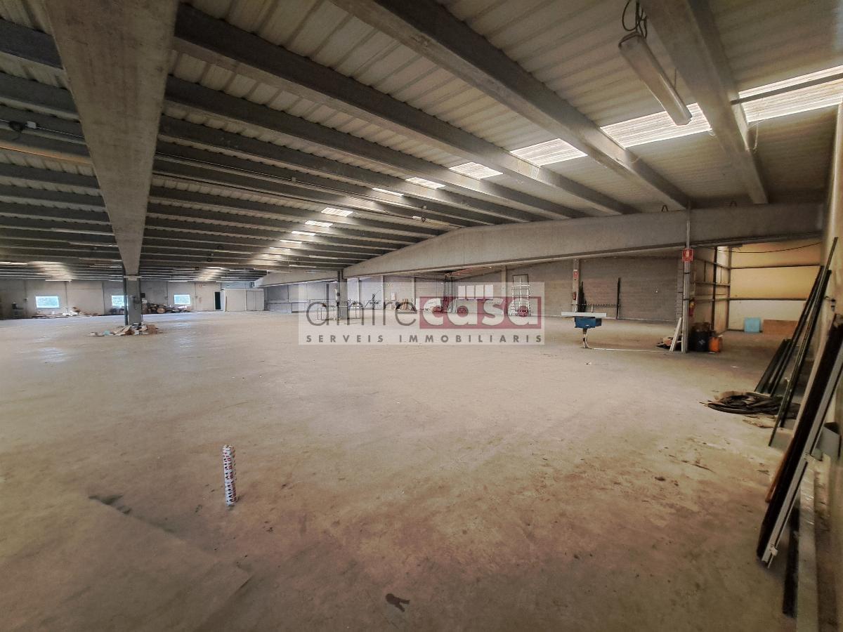 Alquiler de nave industrial en Sils