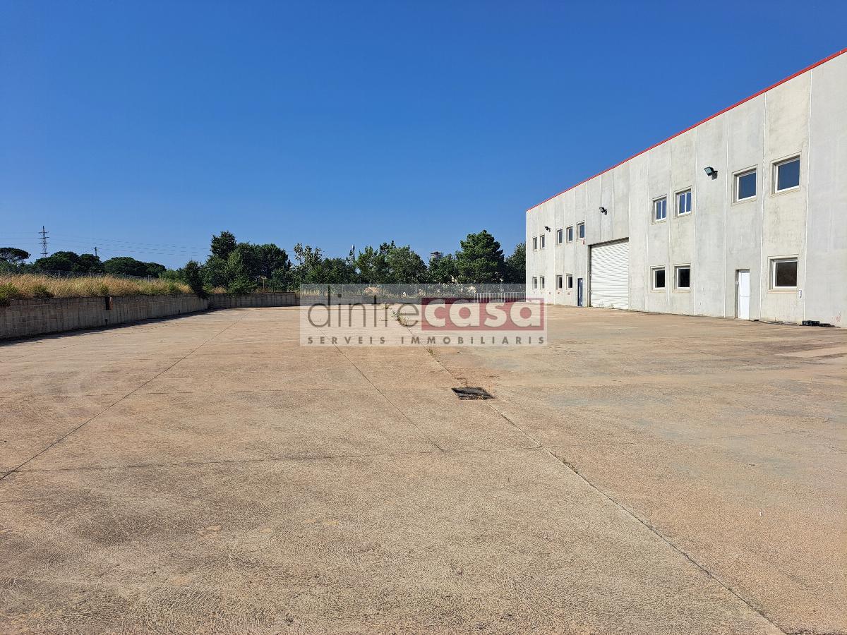 Alquiler de nave industrial en Sils