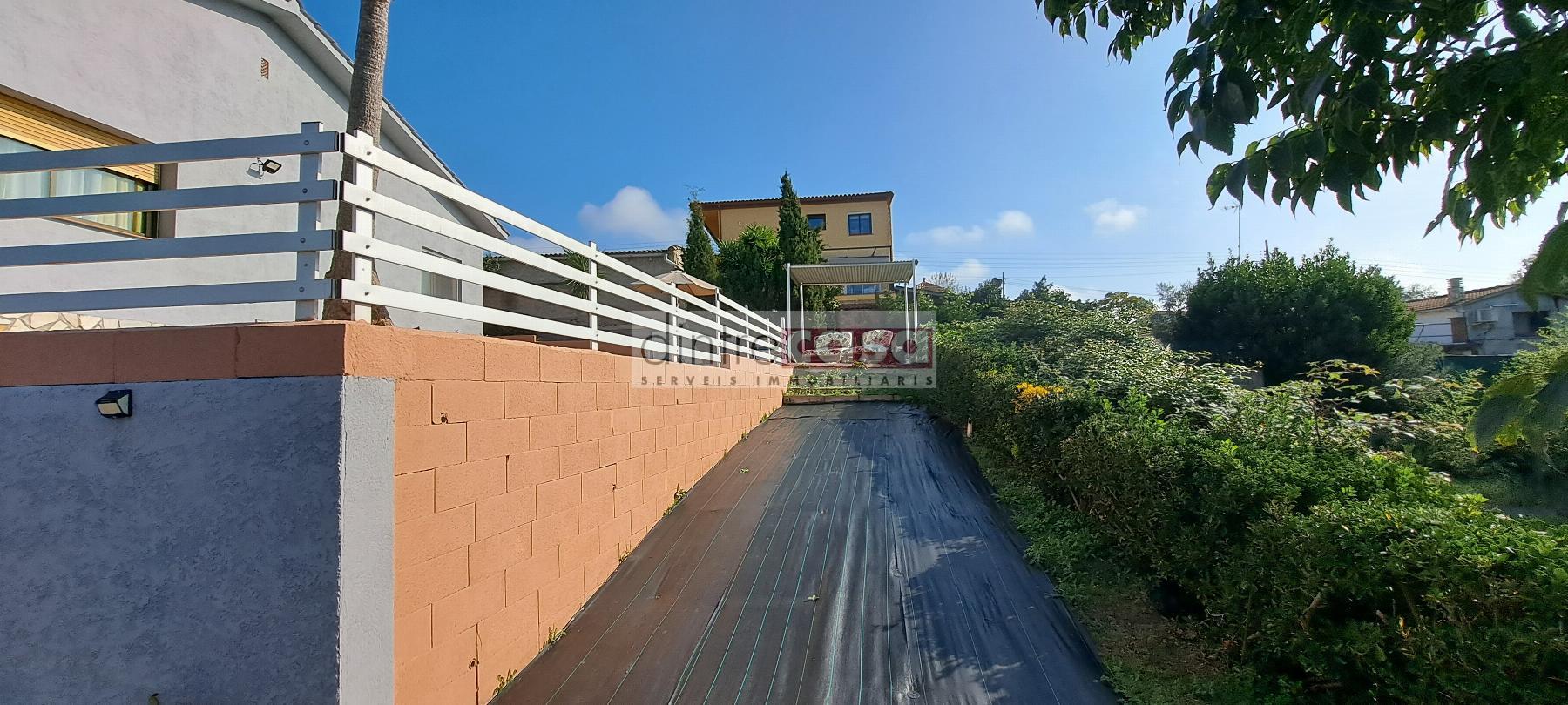 For sale of house in Fogars de la Selva