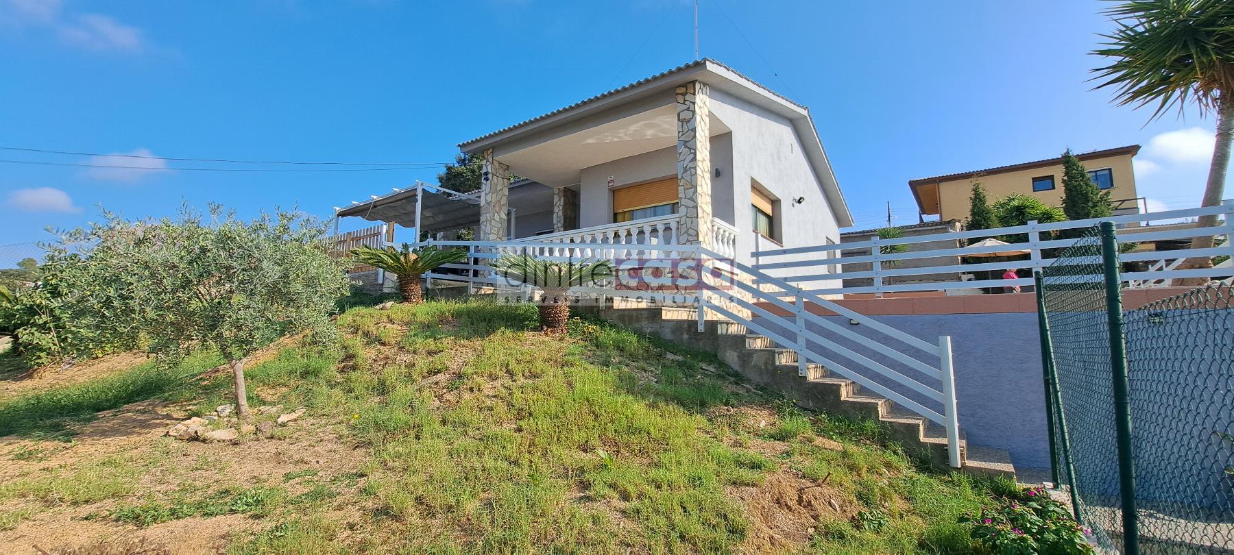 For sale of house in Fogars de la Selva