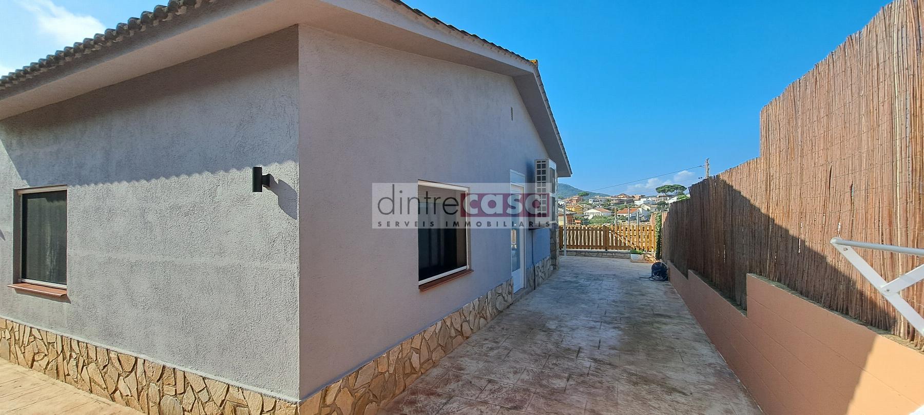For sale of house in Fogars de la Selva