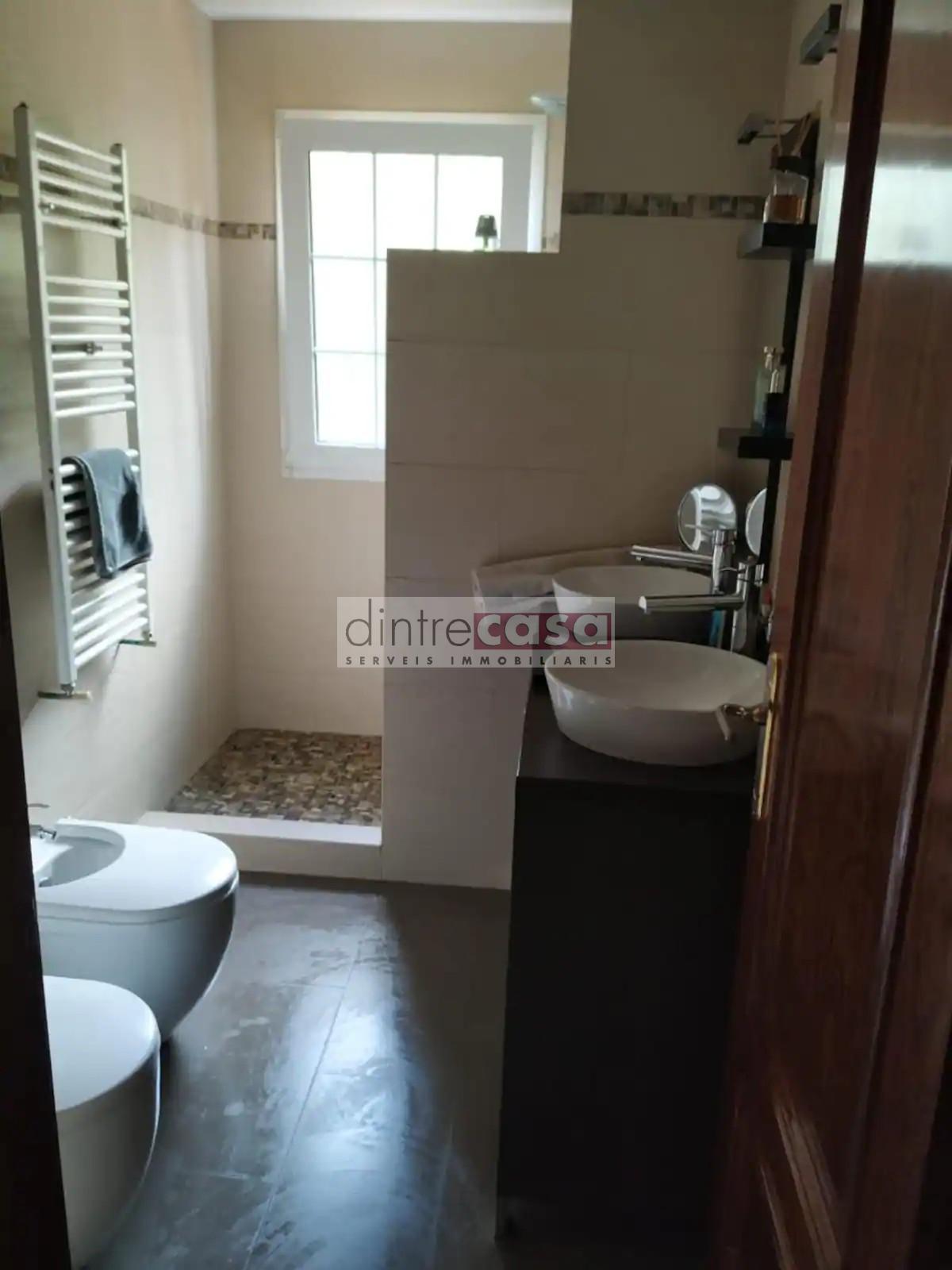 For sale of house in Palafolls