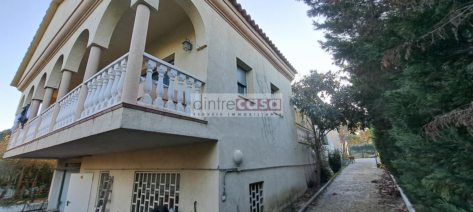 For sale of house in Vidreres