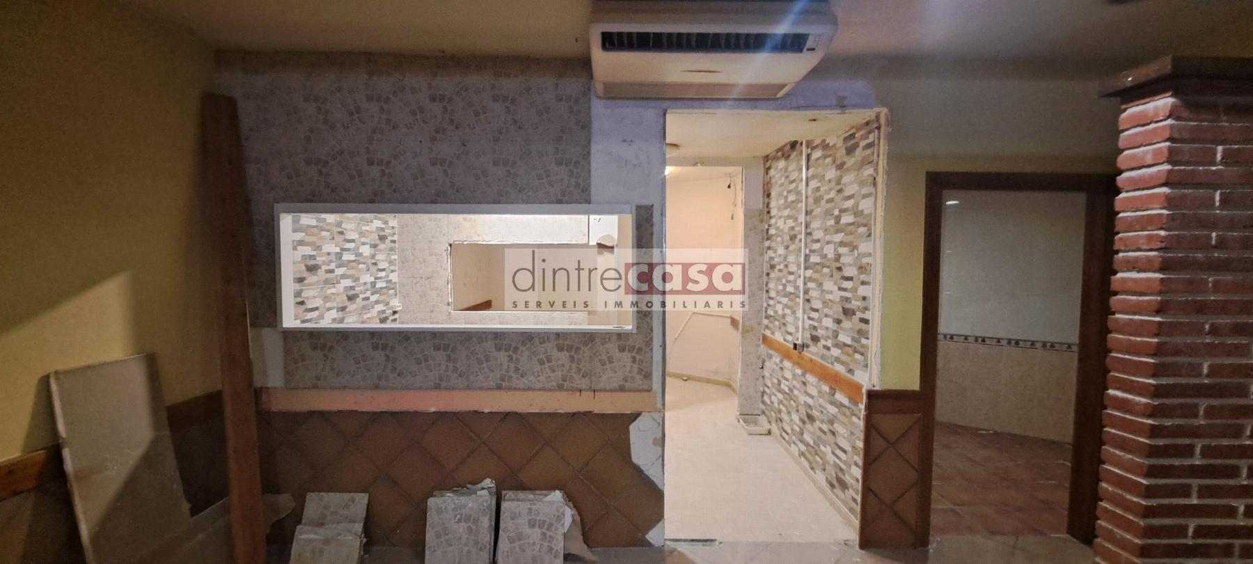 For sale of commercial in Tordera