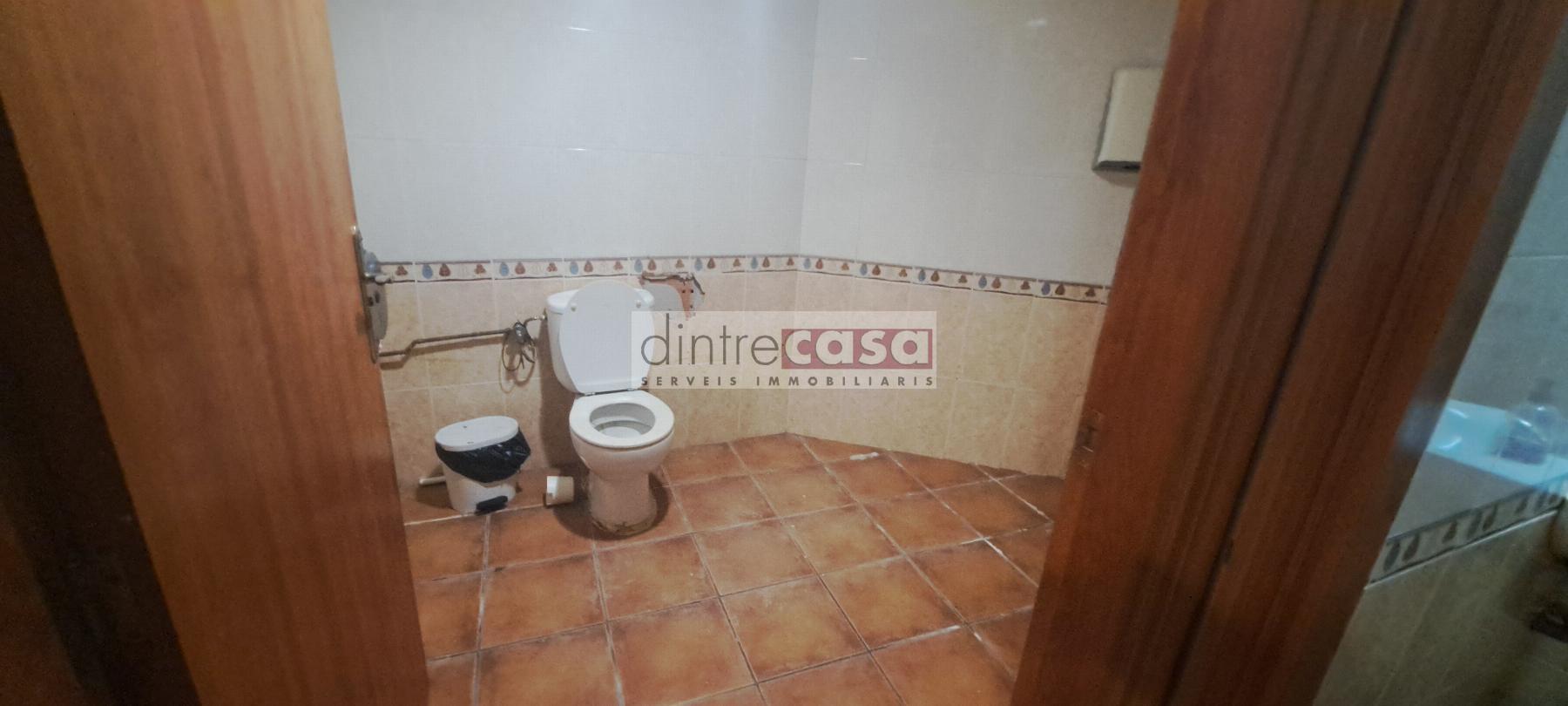 For sale of commercial in Tordera