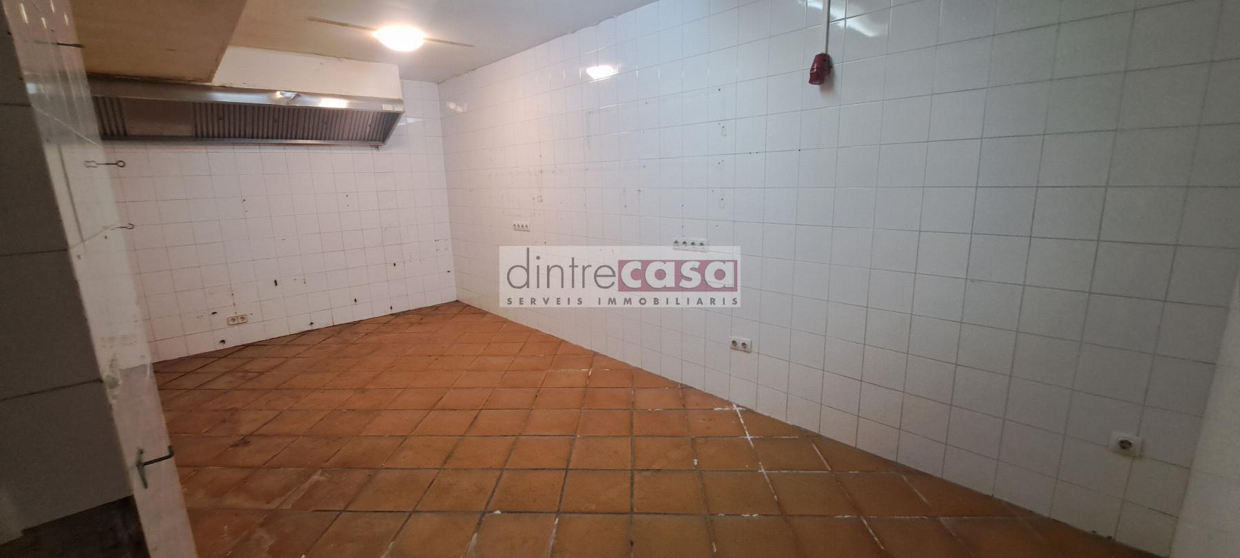 For sale of commercial in Tordera