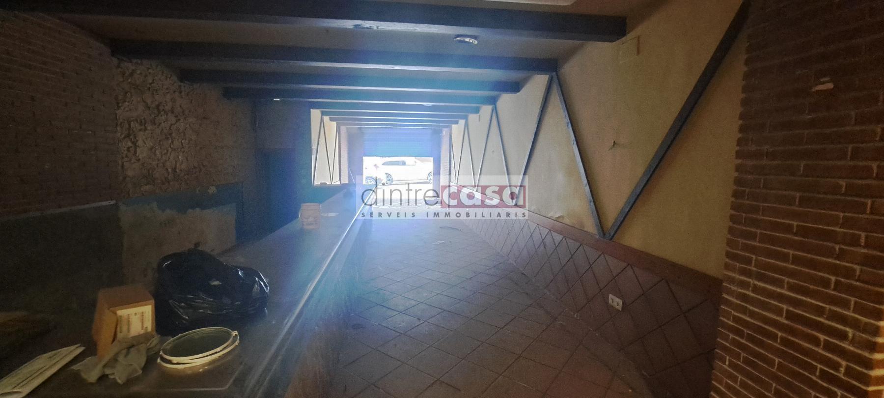 For sale of commercial in Tordera