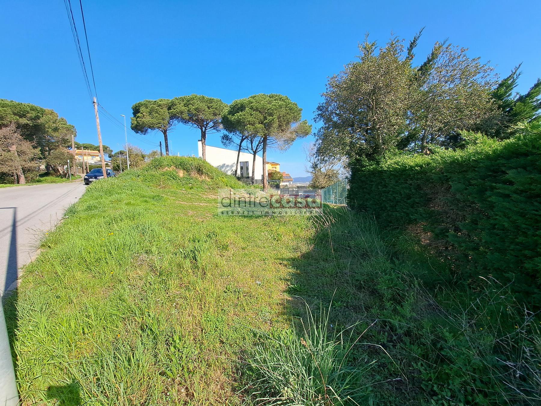 For sale of land in Tordera