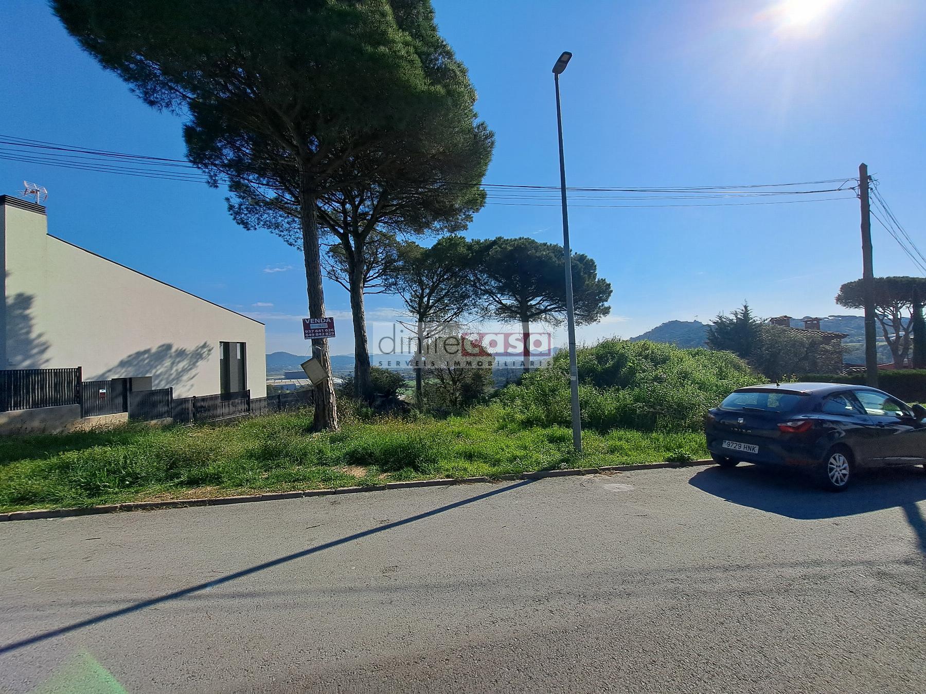 For sale of land in Tordera