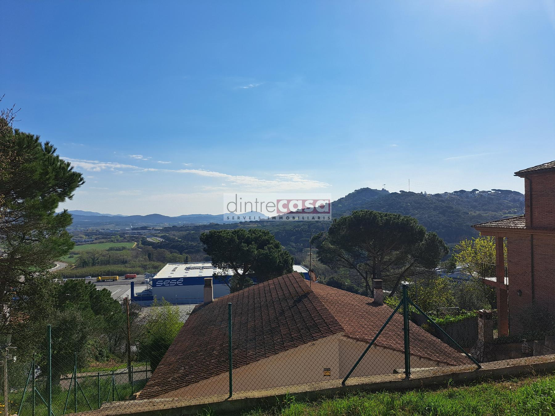 For sale of land in Tordera