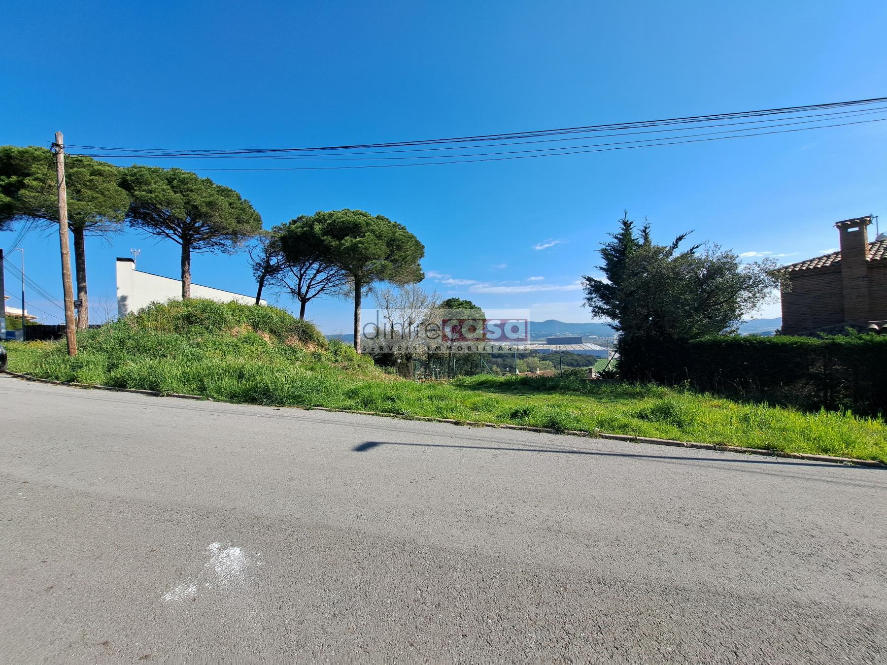 For sale of land in Tordera