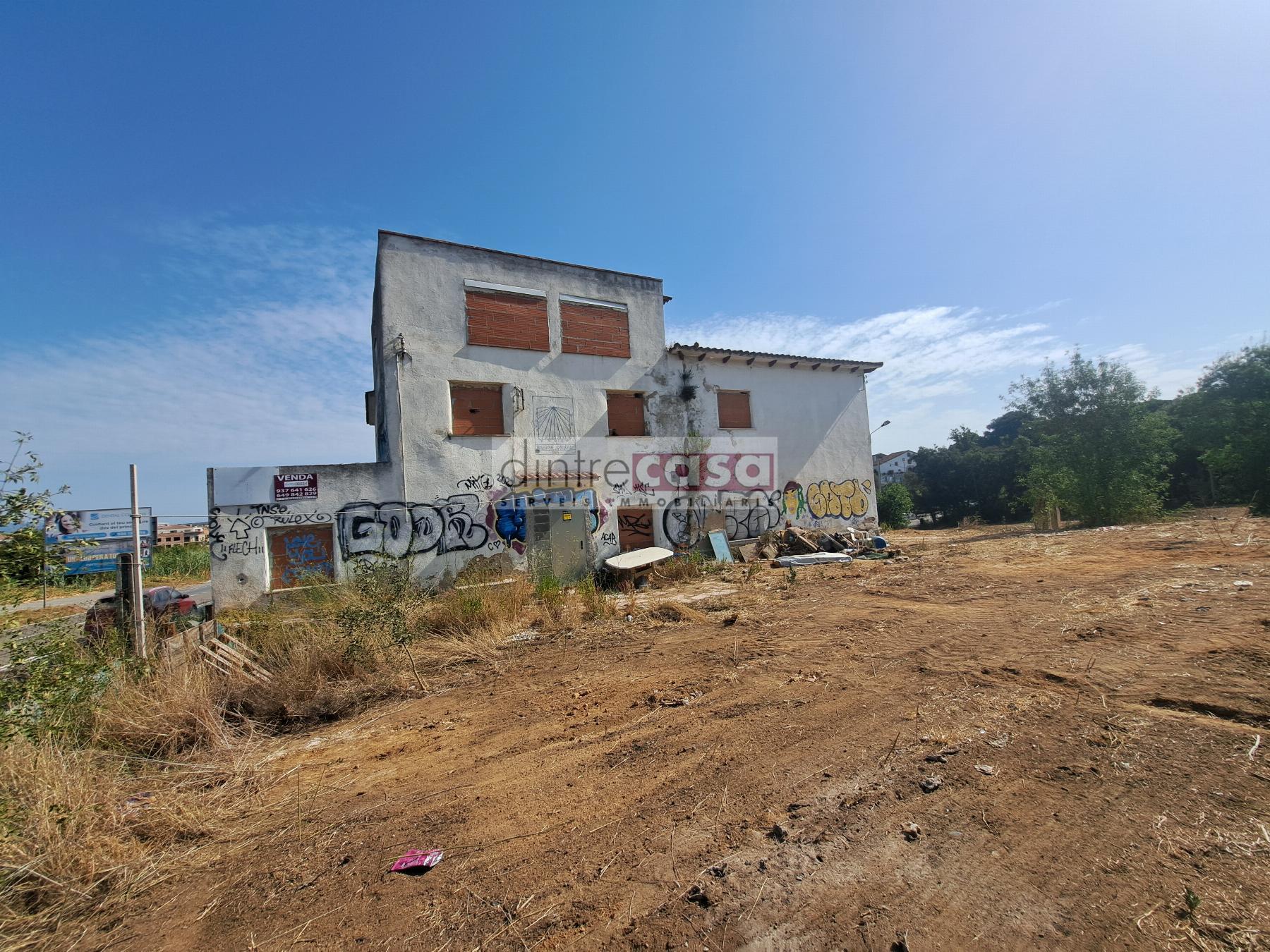 Venta de masía en Tordera