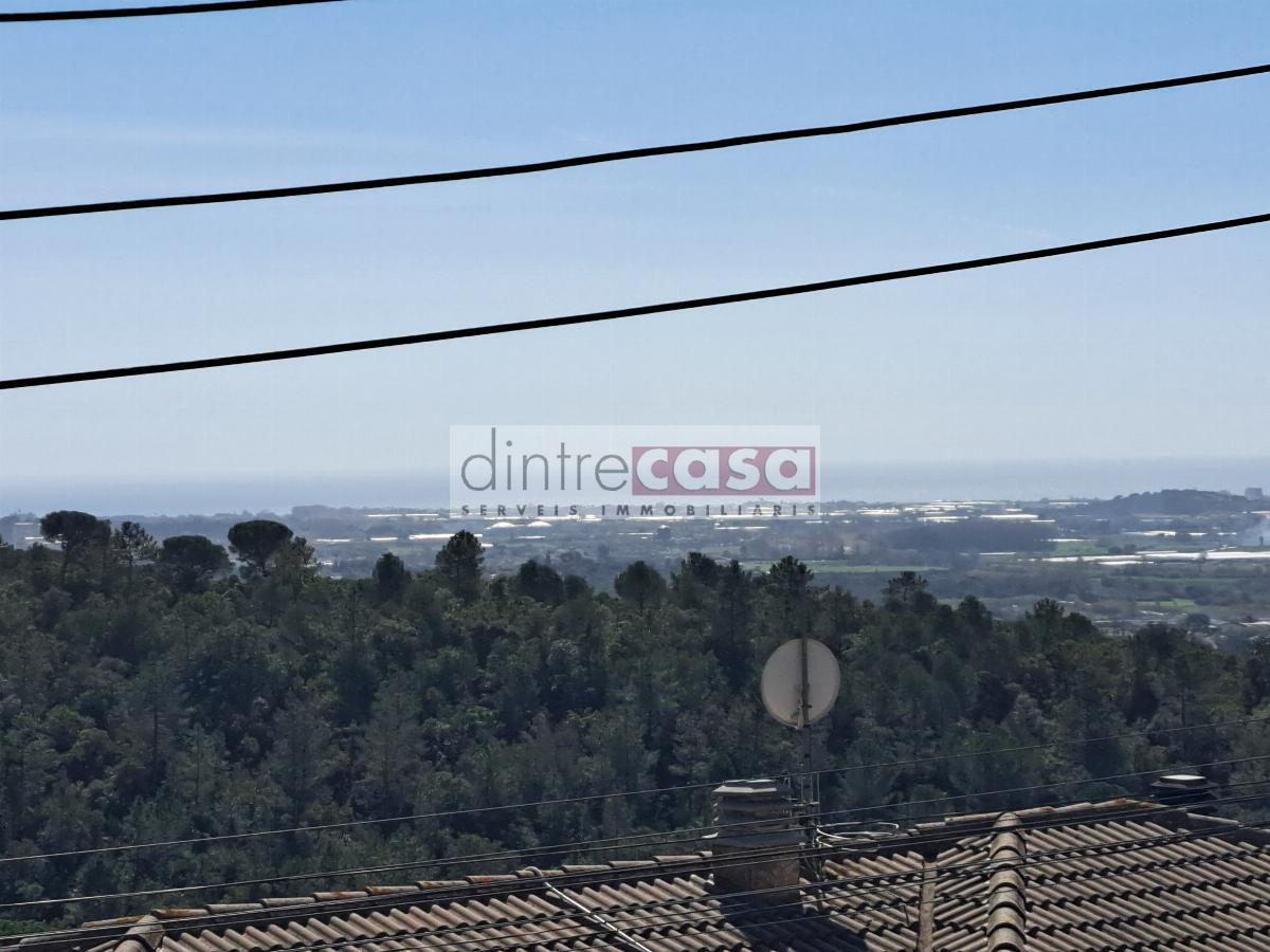 For sale of land in Tordera