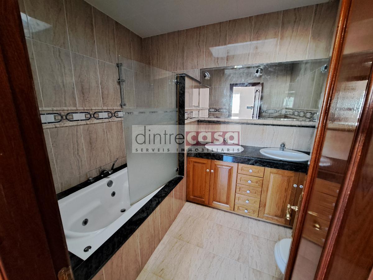 For sale of house in Tordera